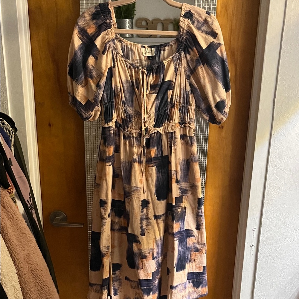 Universal Thread Abstract Puff Sleeve Midi Dress